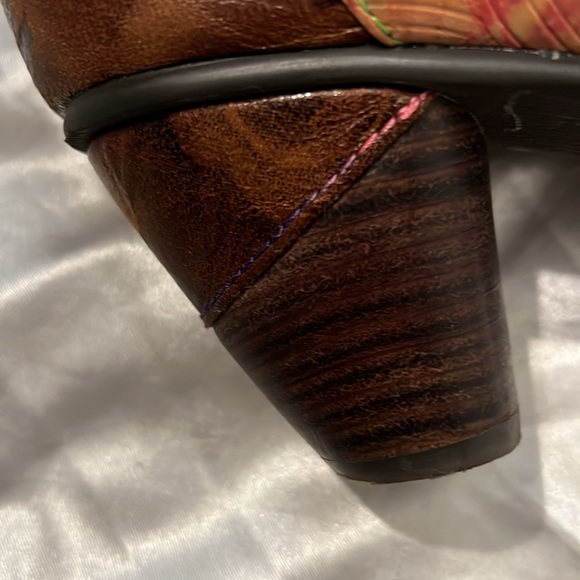 L’Artiste brown multicolored ankle bootie by Spring Step - Picture 11 of 12